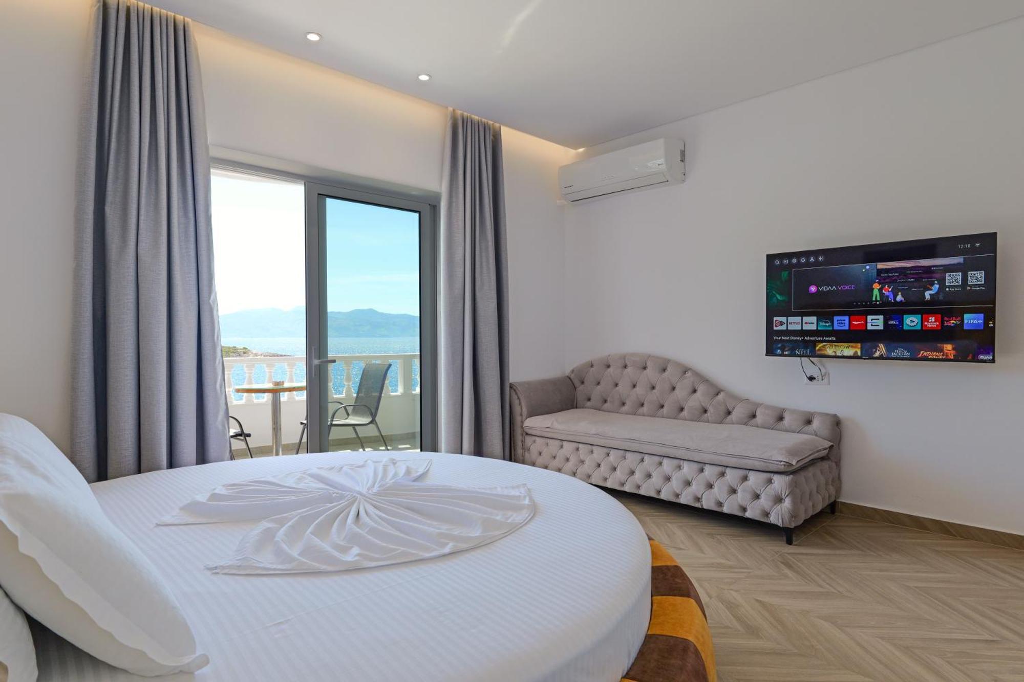 Villa Juna Beach Саранде Екстериор снимка