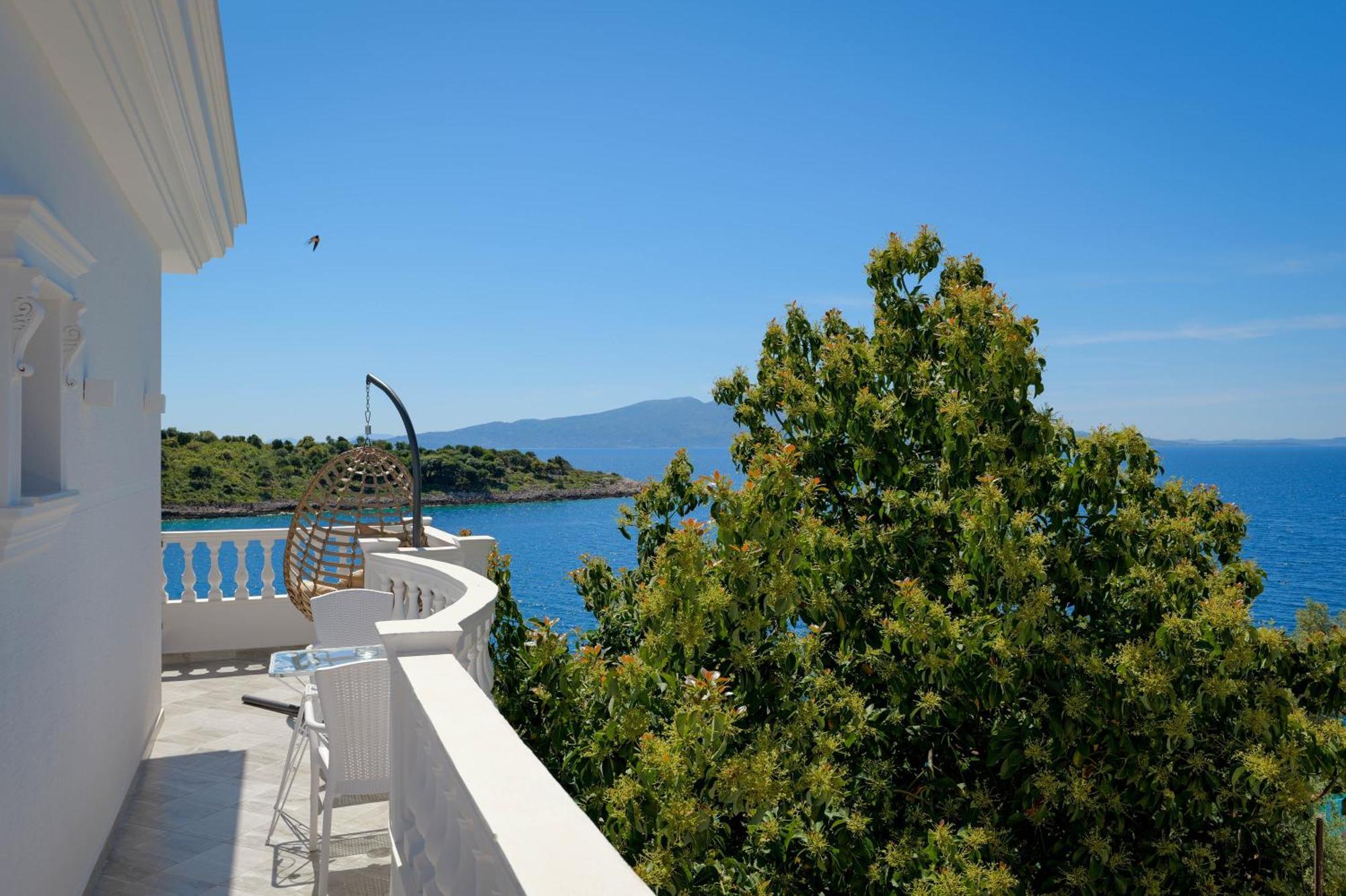 Villa Juna Beach Саранде Екстериор снимка